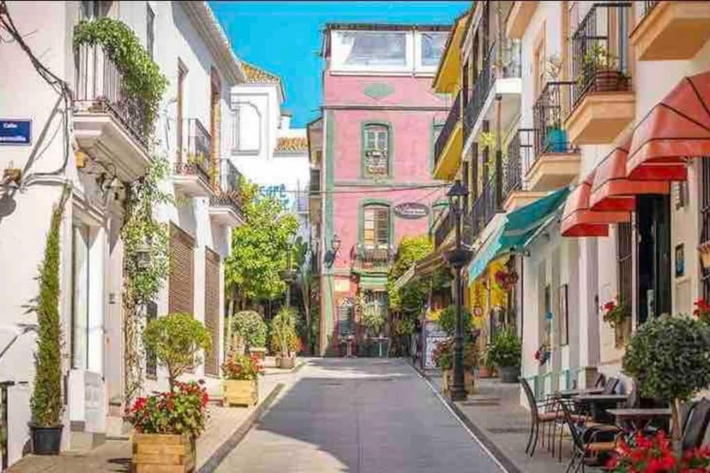 Urban Place In Marbella Close To Beach With Garage Buitenkant foto